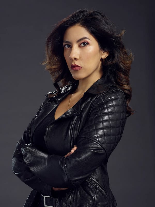 Catwoman: Hunted's Stephanie Beatriz Compares Kate Kane to Rosa Diaz