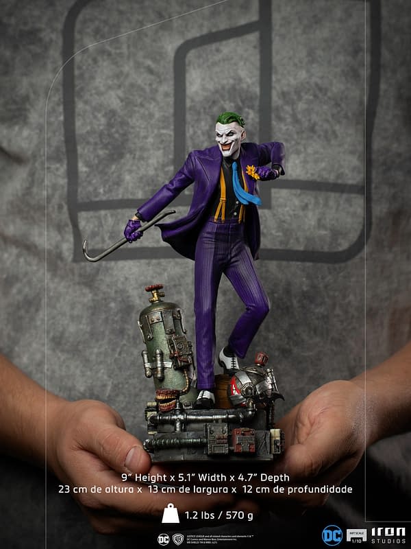 The Joker Receives New Deluxe DC Comics Statue From Iron Studios