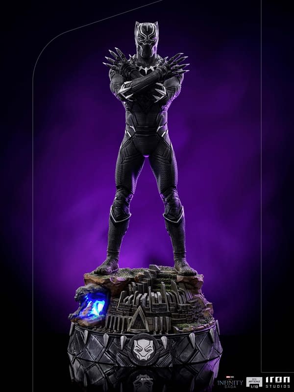 Black Panther Avengers: Infinity Saga Statue Debuts from Iron Studios
