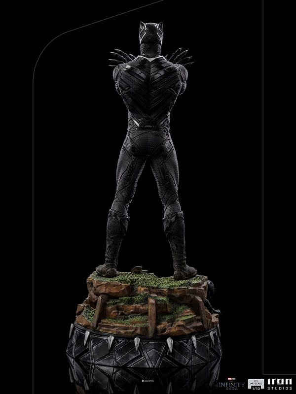 Black Panther Avengers: Infinity Saga Statue Debuts from Iron Studios