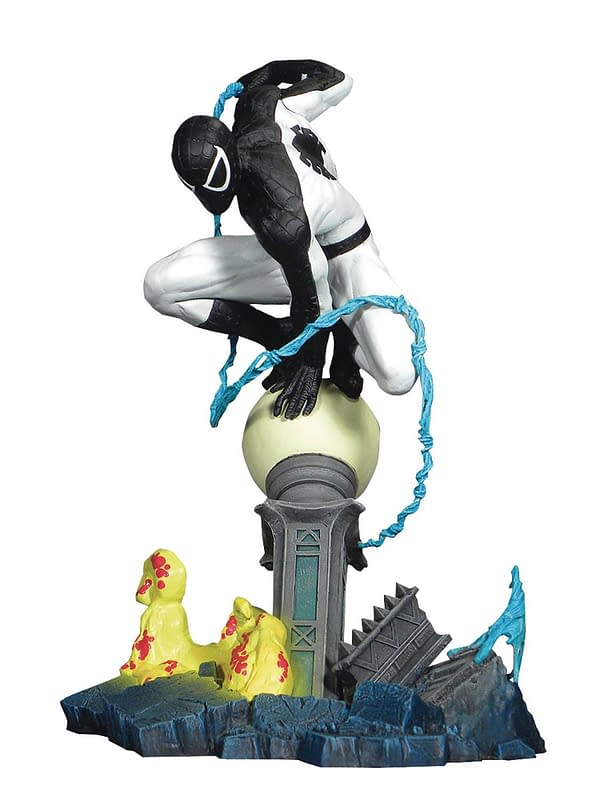 Negative Zone Spider-Man Arrives with 3,000 Piece Marvel Gallery Statue 