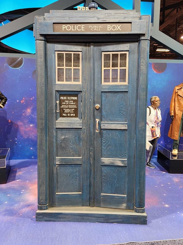 Doctor Who: Disney's D23 Offers Fashionable TARDIS Display (IMAGES)