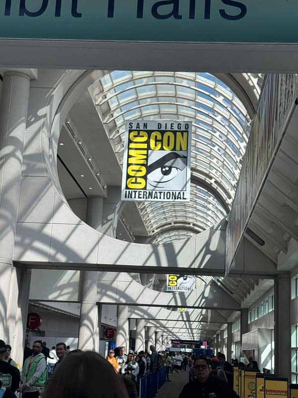 Walking Round San Diego Comic-Con And Into Her Universe