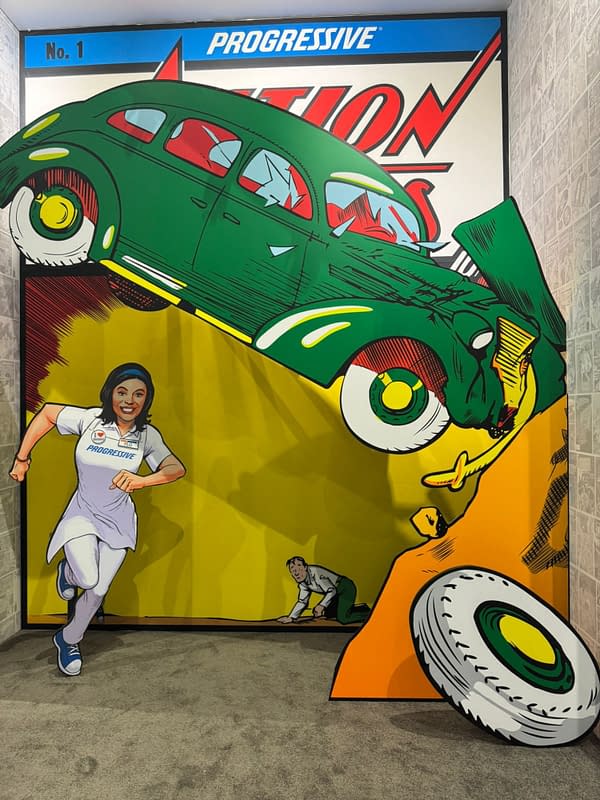 A Run Through San Diego Comic-Con, Outside, Inside, Into The Night