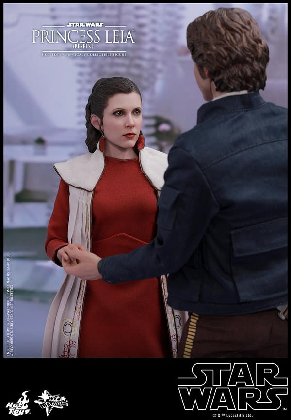 Hot Toys Bespin Gown Princess Leia 4
