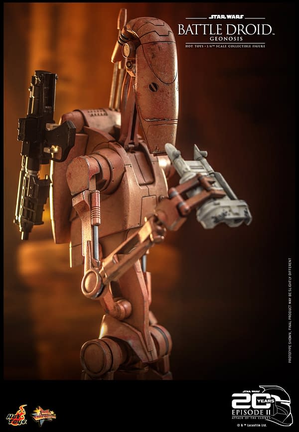 Star Wars Battle of Geonosis Battle Droid Deploys at Hot Toys