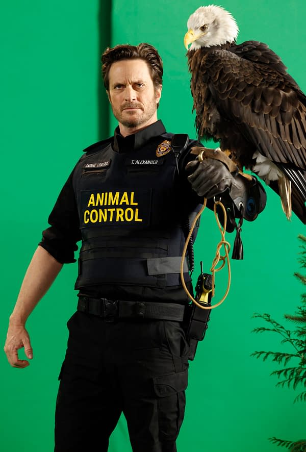 Animal Control S04E09: "Bats & Camels" Preview: Can Frank Win Big?