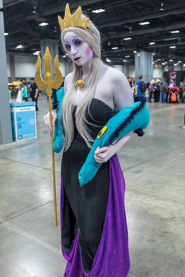 22 Cosplay Photos from Saturday at Awesome Con 2018