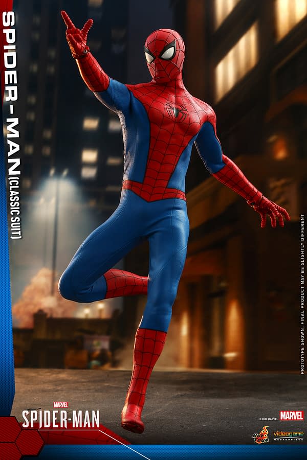 Spider-Mans Dons His Classic Suit with New Hot Toys Figure