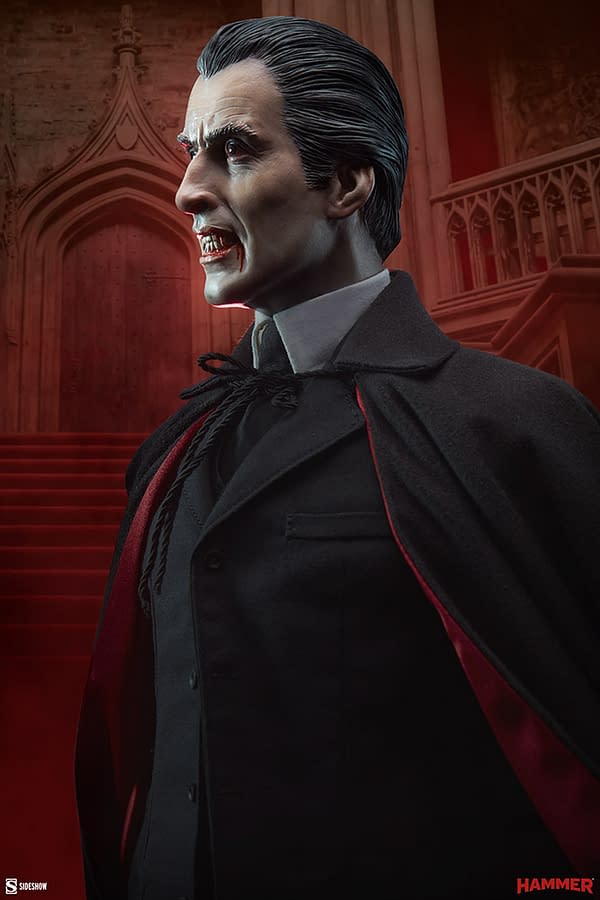Dracula Returns from 1958 With Sideshow Collectibles Newest Figure