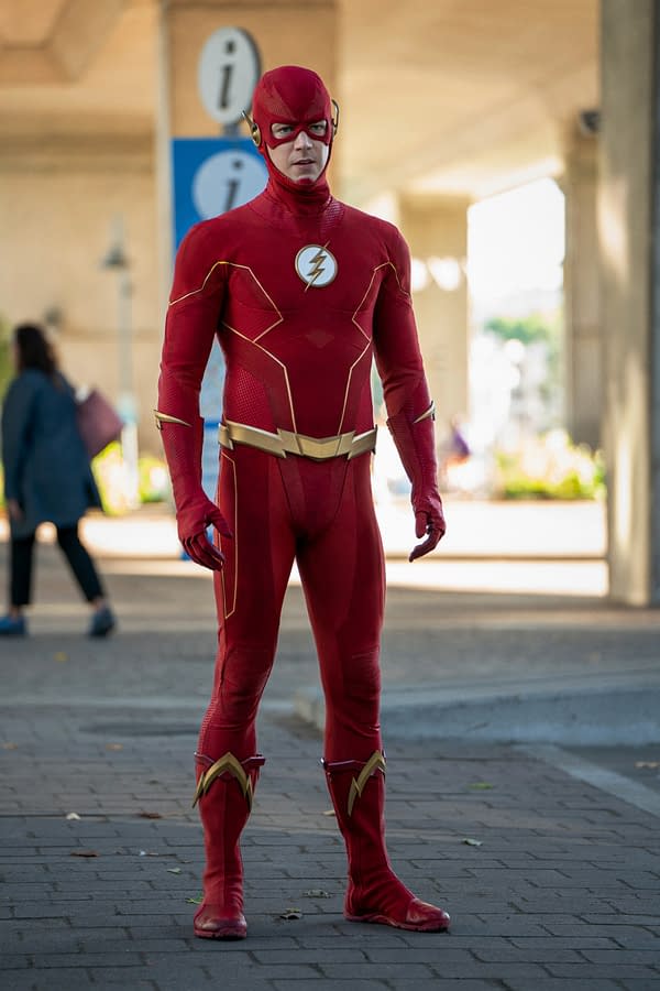 The Flash "Armageddon" Part 2 Preview: Iris Knows Barry's True Destiny