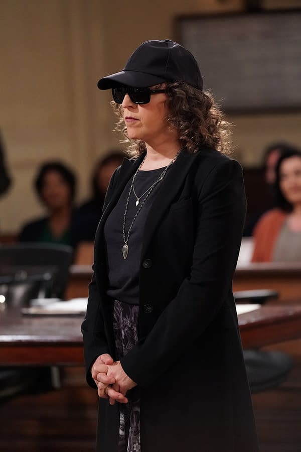 Night Court S03: Melissa Rauch, Mayim Bialik Preview Tonight's Episode