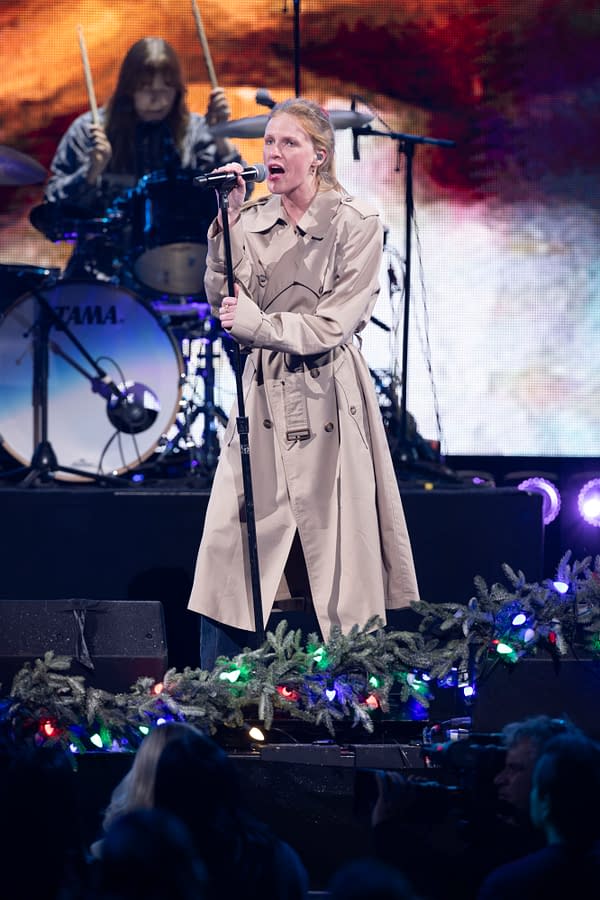 IHEARTRADIO JINGLE BALL