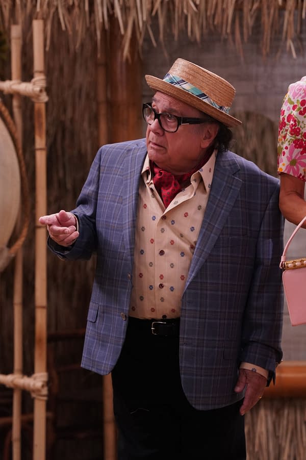 It's Always Sunny in Philadelphia S18E07 Look: The Gang Goes Gilligan