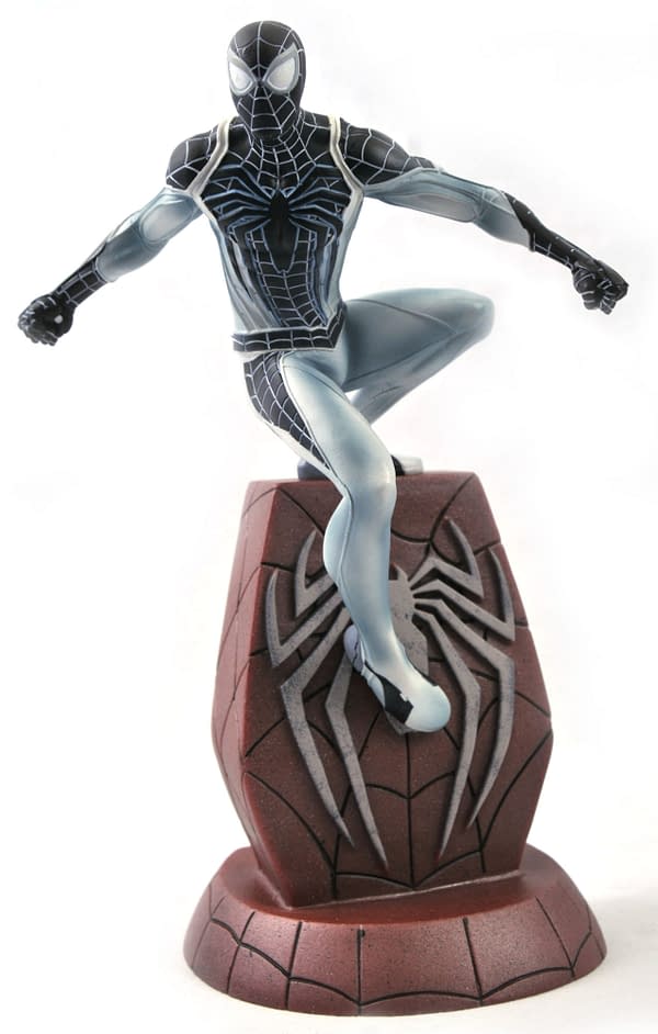 Negative Suit Spider-Man SDCC 2020 Diamond Gallery Statue