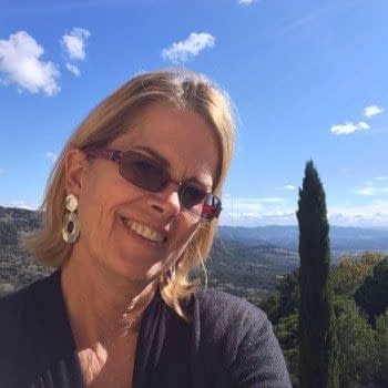 Carol Roeder Leaves DC Comics, Amid Promotions And Reorganisation At The Publisher
