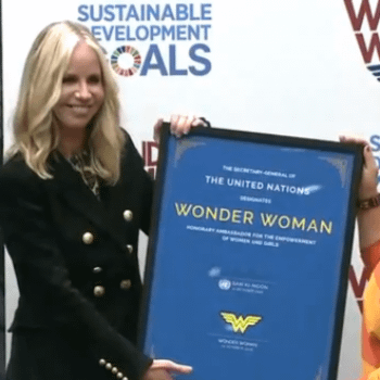 DC Comics To Publish New Wonder Woman Comic For The UN, And Gal Gadot Calls For Lynda Carter To Be The President Of The USA (VIDEO)