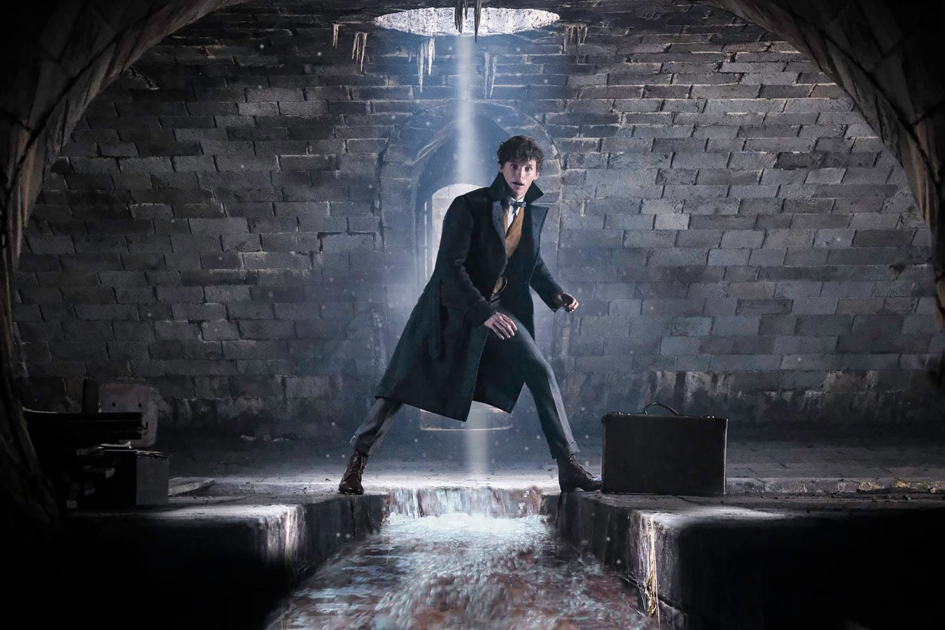 Fantastic Beats: The Crimes of Grindelwald &#8211; Eddie Redmayne Talks J.K. Rowling's Passion