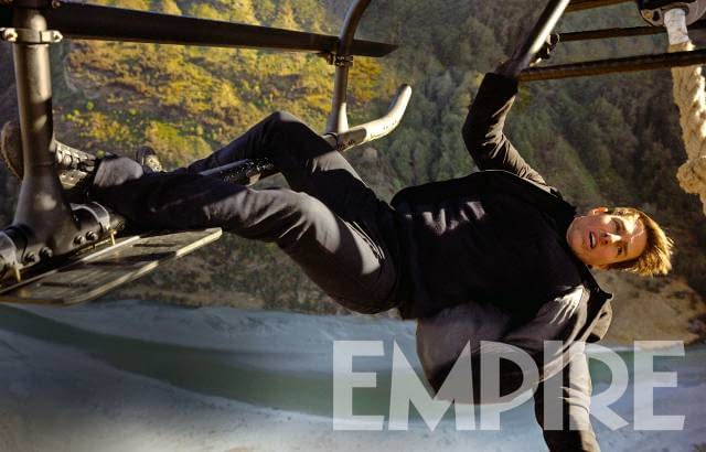 New Picture from the Helicopter Stunt in Mission: Impossible &#8211; Fallout