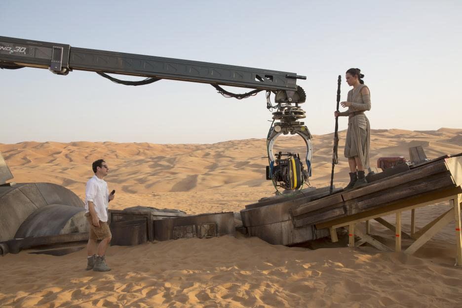 Simon Pegg says J.J. Abrams has a Different Idea for Rey's Origin in Star Wars