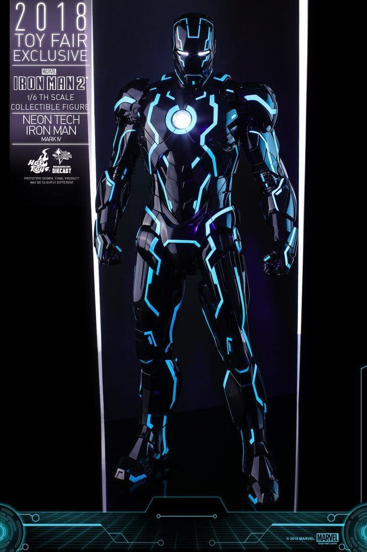 Hot Toys Neon Armor Tech Iron Man 10