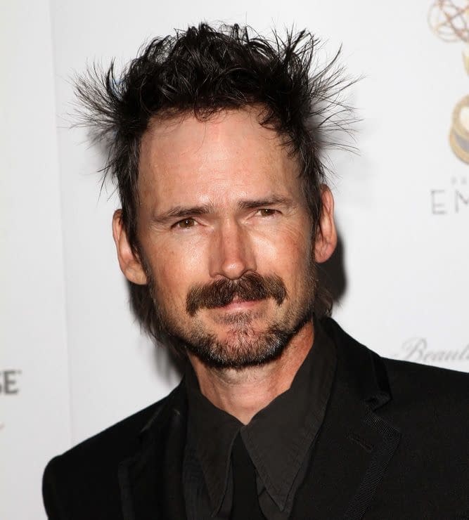 Lost Alumni Jeremy Davies Has Joined the Arrowverse Crossover as a Arkham Asylum Doctor
