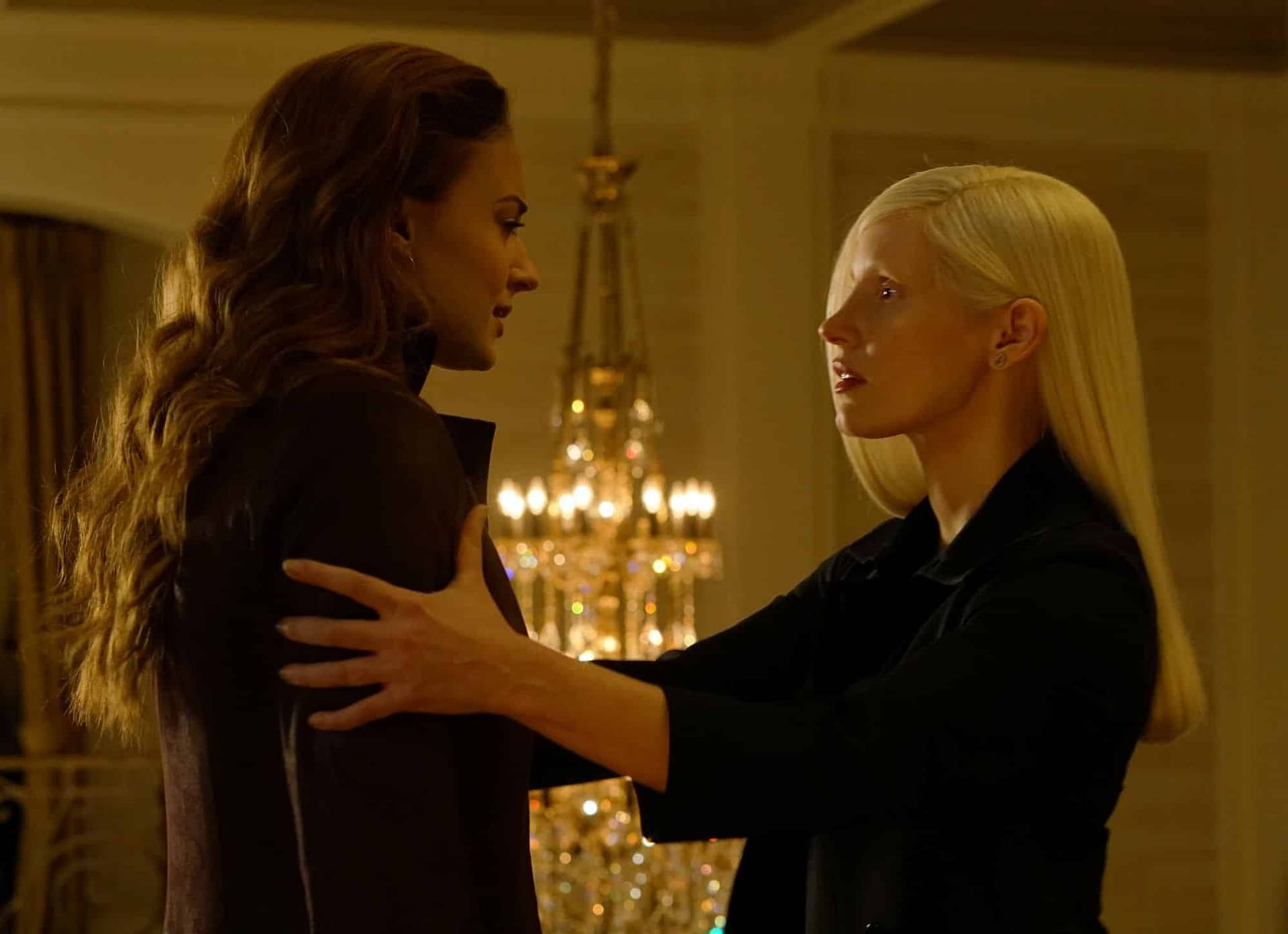 2 New Images from Dark Phoenix Show Off New Characters