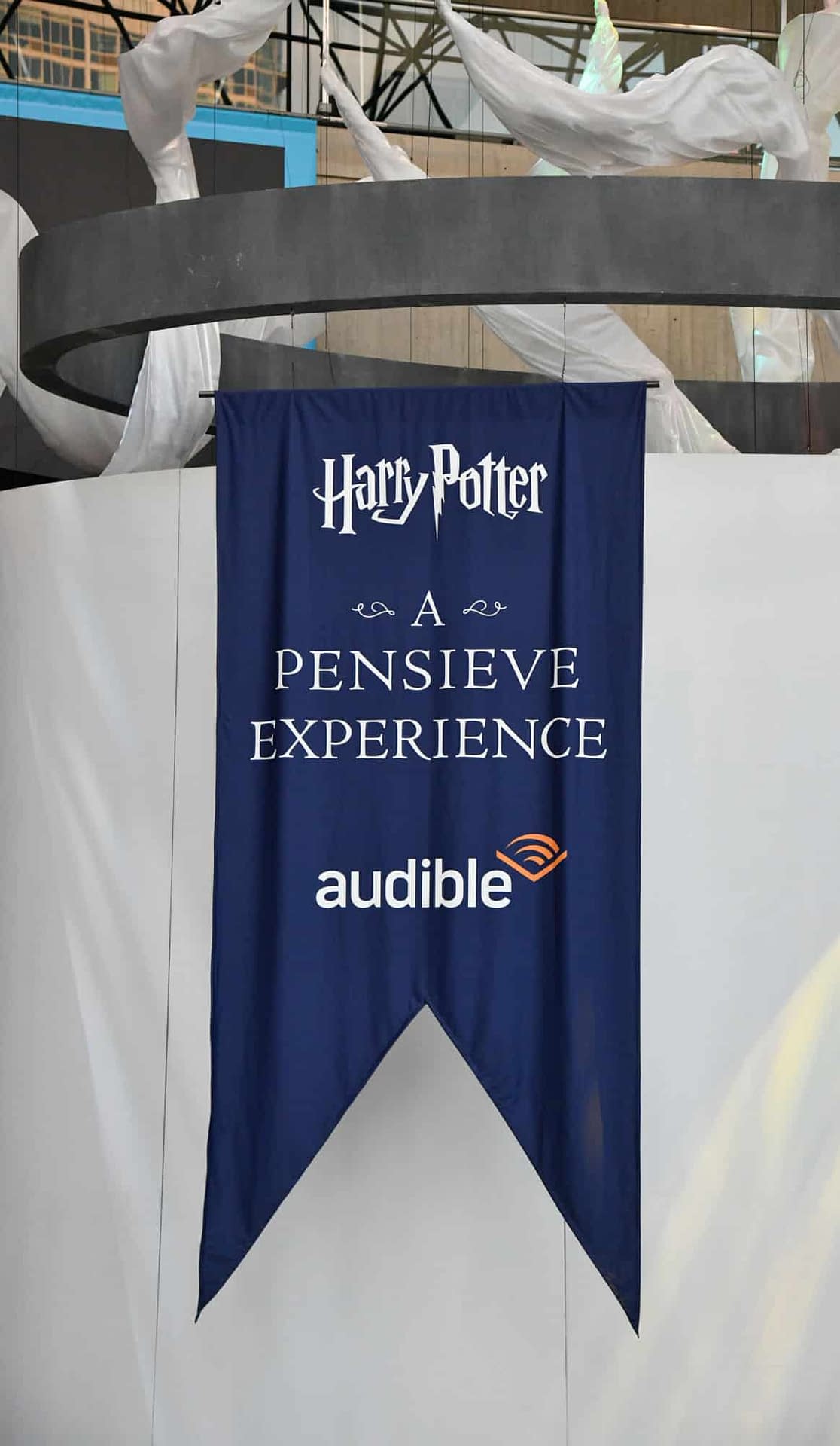 Relive the Magic Again at the Harry Potter Pensieve Experience at NYCC
