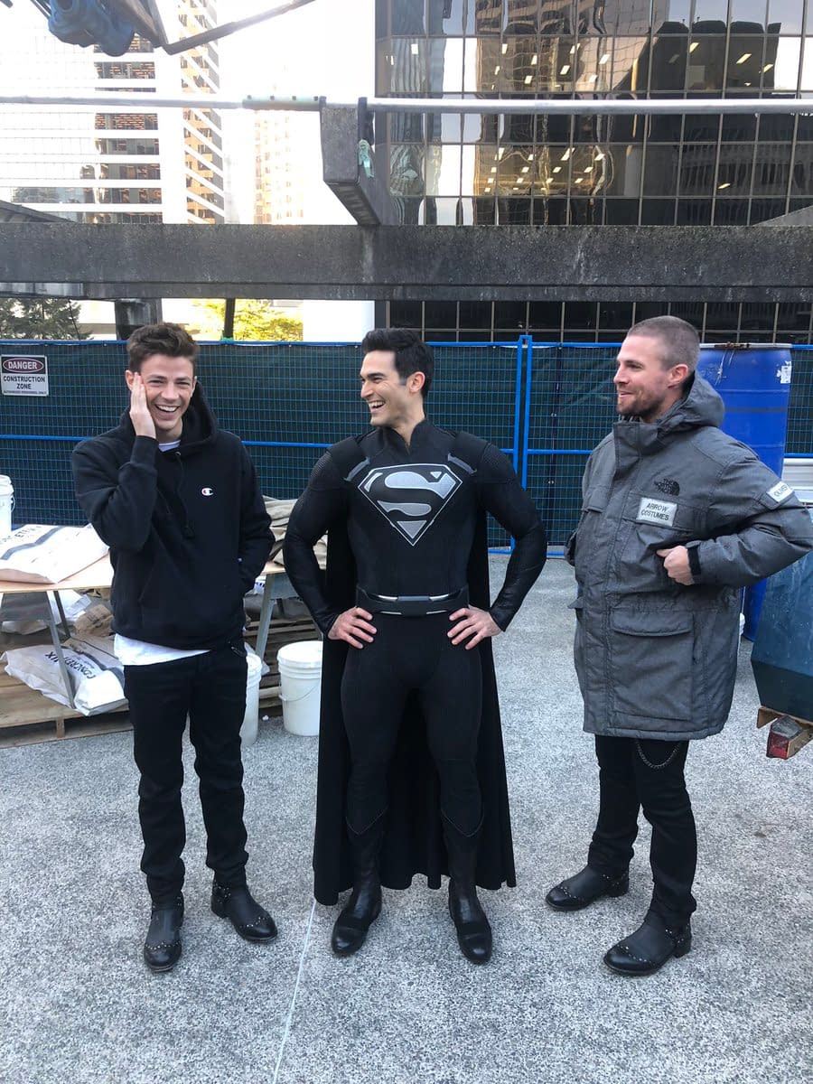 Arrowverse Crossover Elseworlds: First Look at Lois Lane, Black Suited Superman, and a Poster