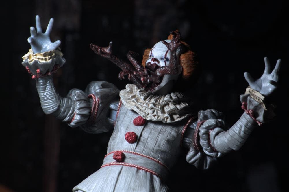 NECA Ultimate Pennywise Version 3 6