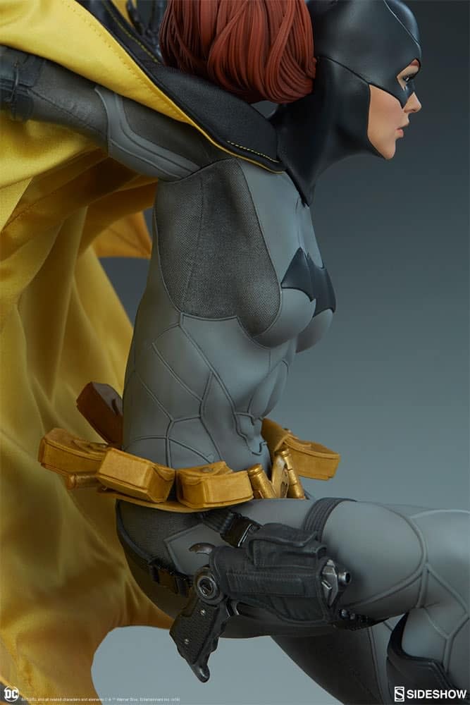 Sideshow Collectibles Batgirl Premium Format 5