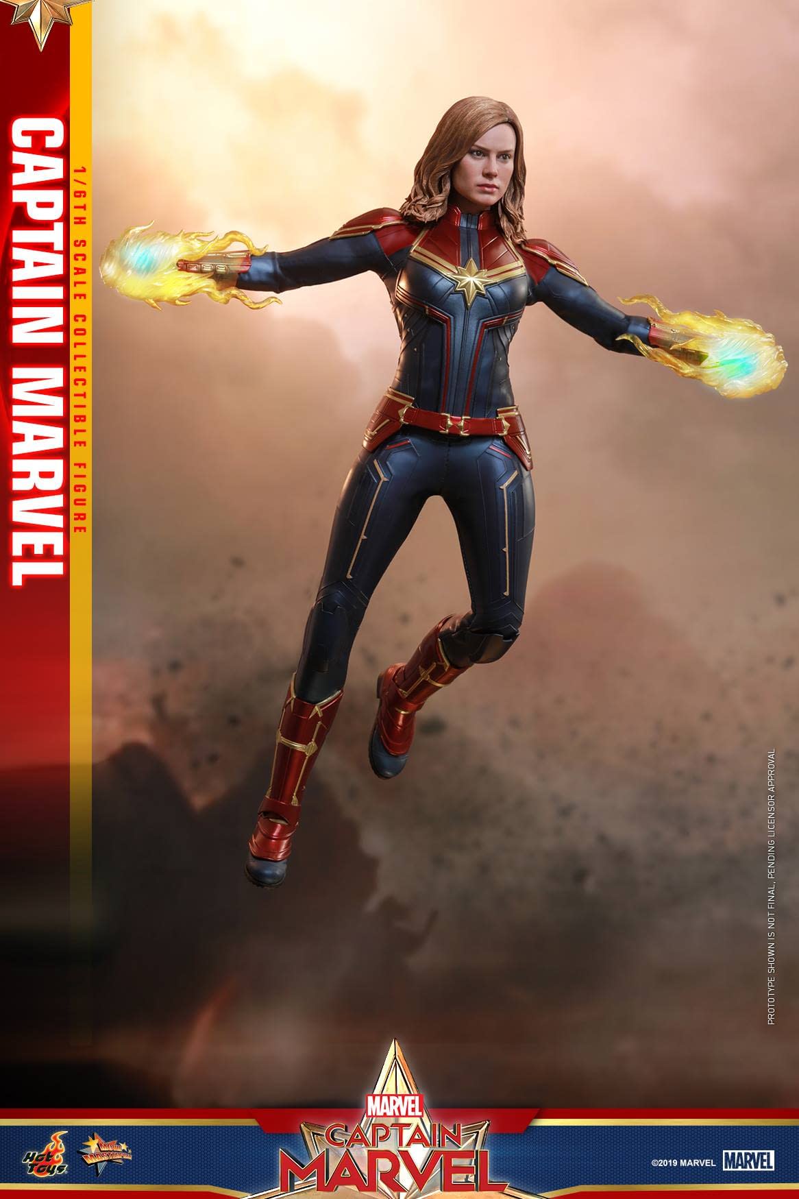 Hot Toys Captain Marvel 13