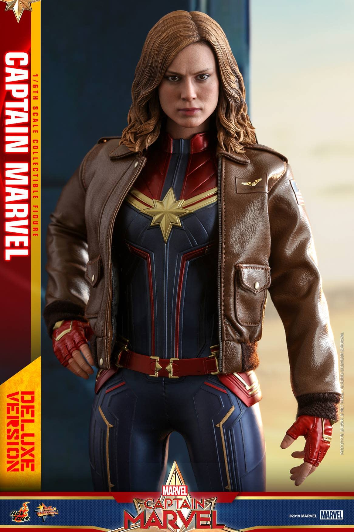Hot Toys Captain Marvel 19