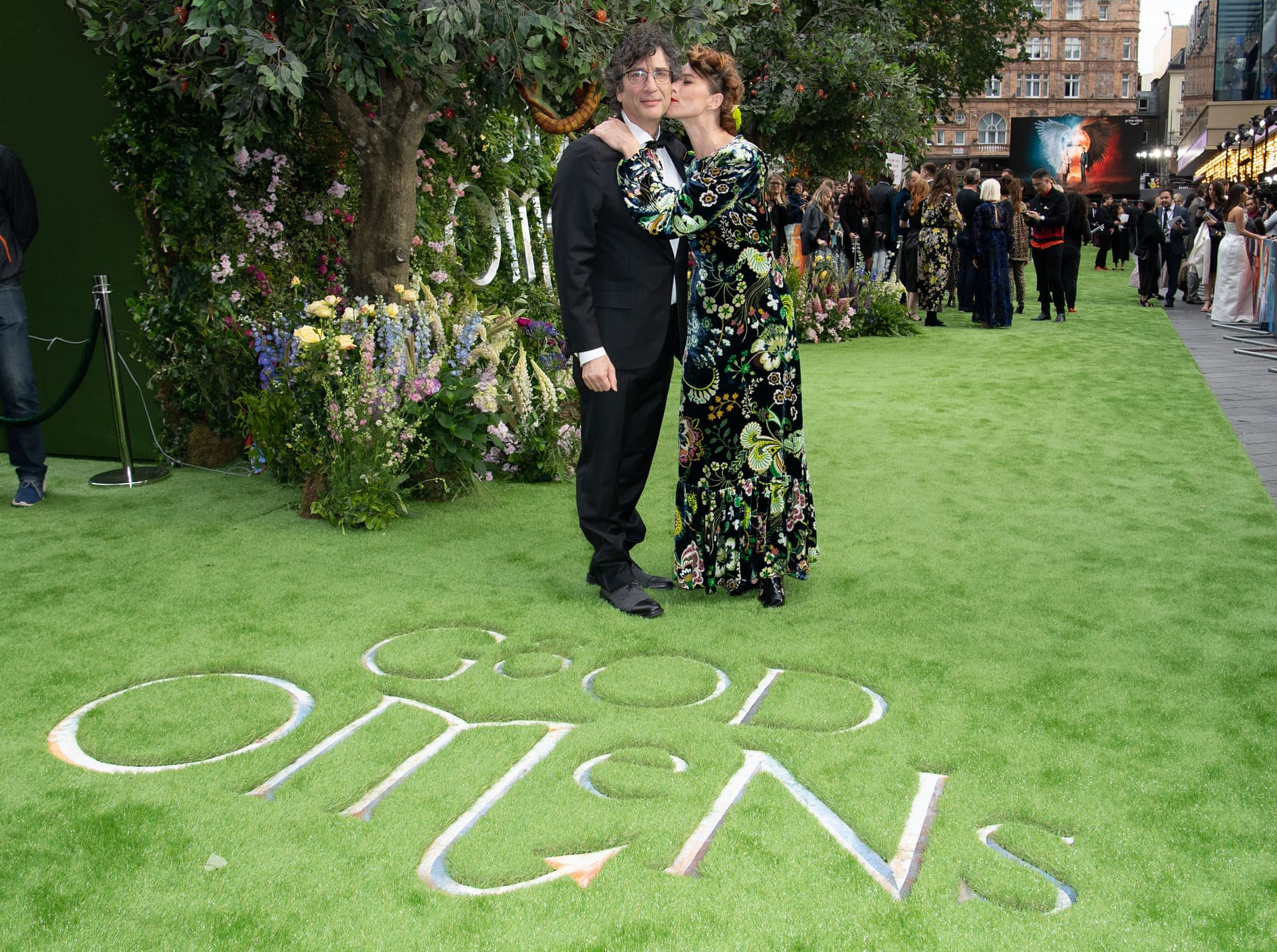 Sorry, "Good Omens" Haters: Neil Gaiman Loved Your Petition for Netflix to Cancel the Show