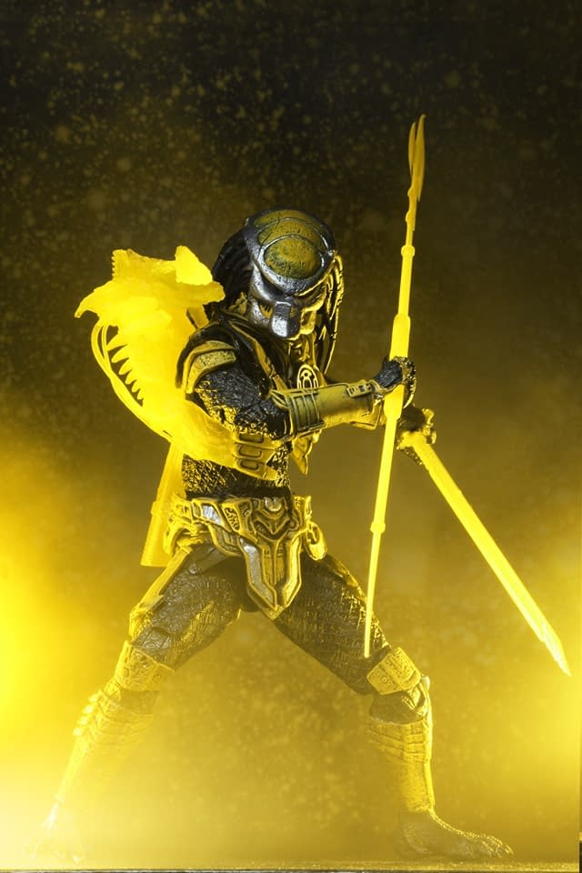 The Predator is a Yellow Lantern in the NYCC Exclusive from NECA