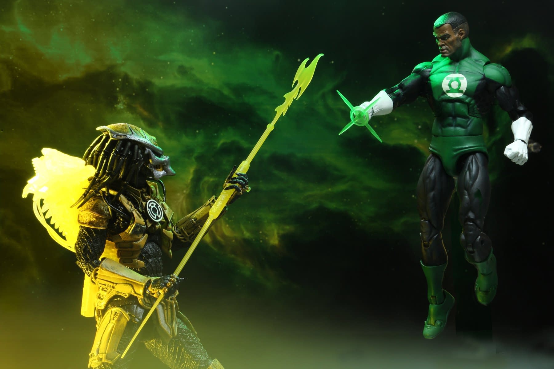 The Predator is a Yellow Lantern in the NYCC Exclusive from NECA