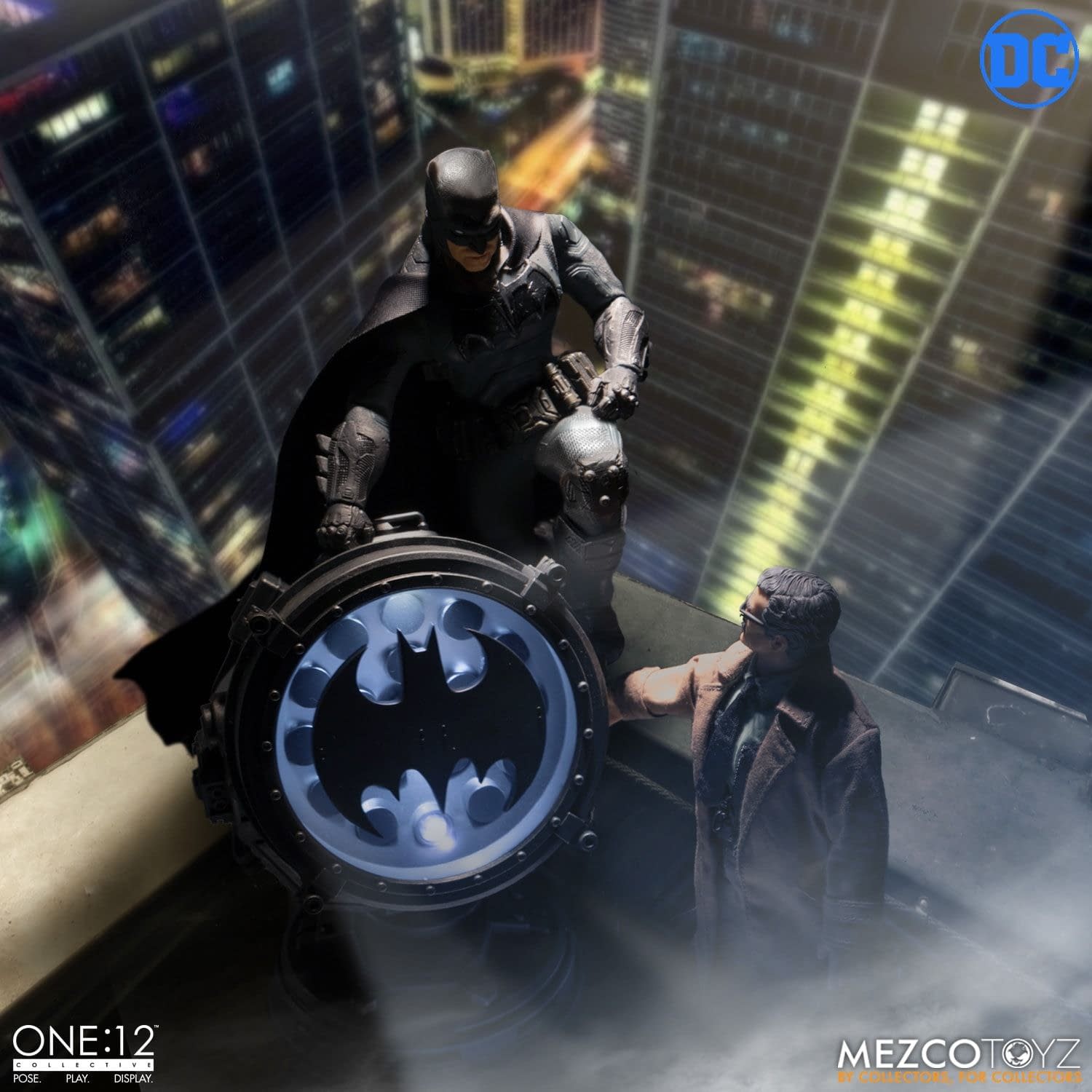 Batman Hasn't Retired yet in the New Mezco One:12 Figure