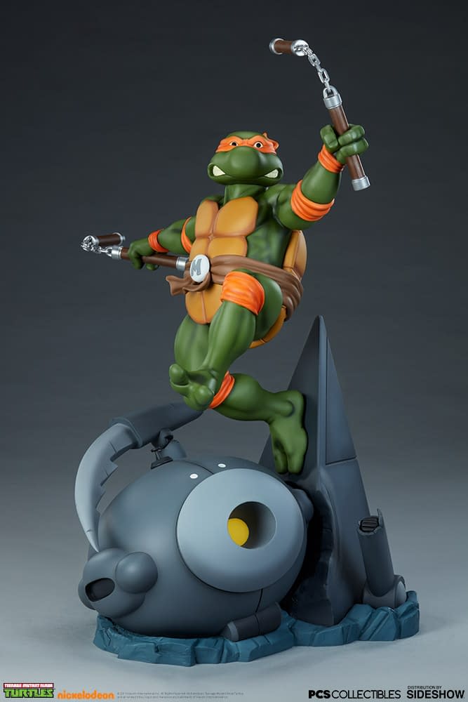 Mikey Grabs a Slice with New TMNT Sideshow Collectibles Statue