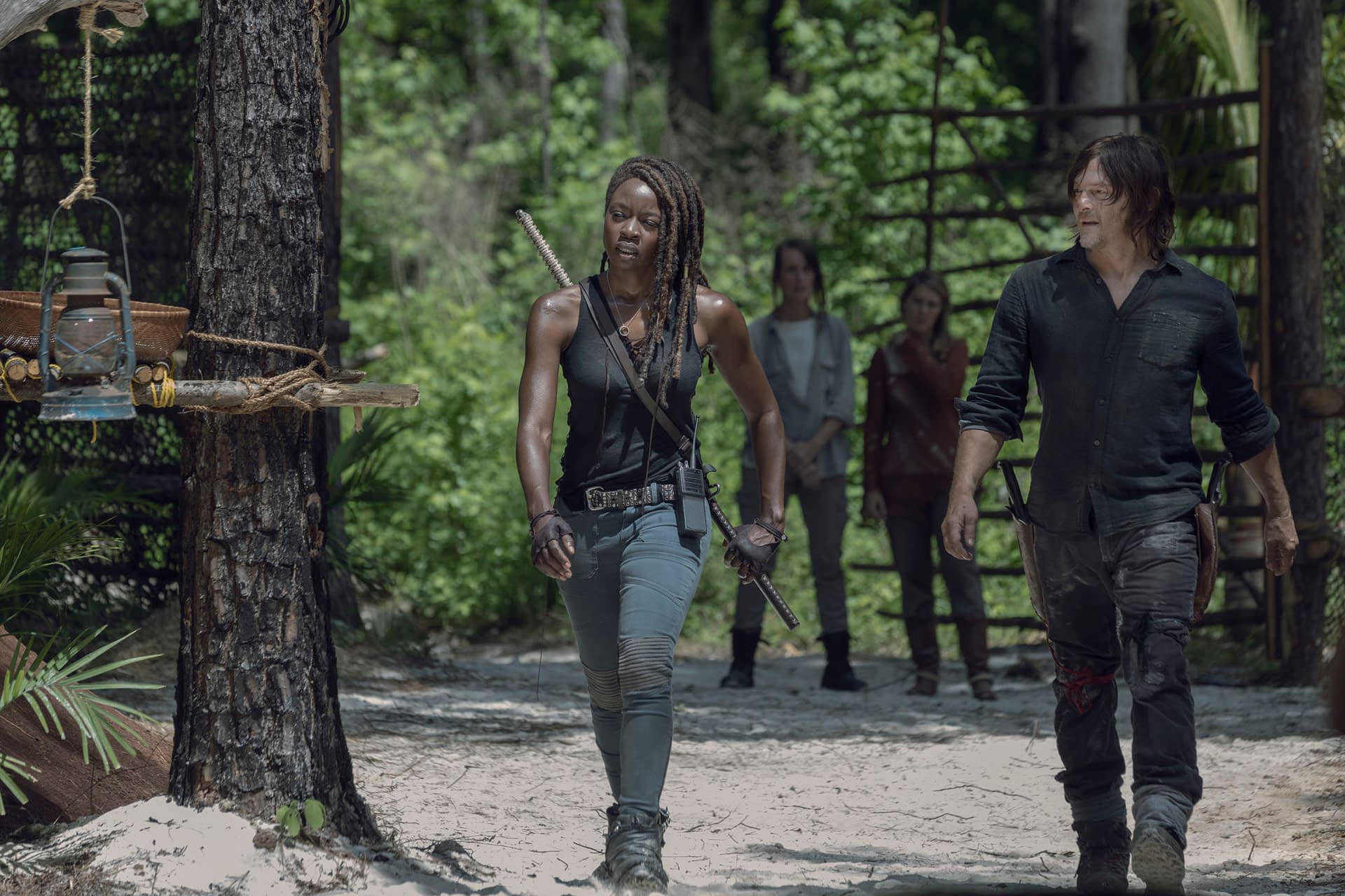 "The Walking Dead" Showrunner Angela Kang Talks Season 10 Flashbacks, Title Sequence [PREVIEW]