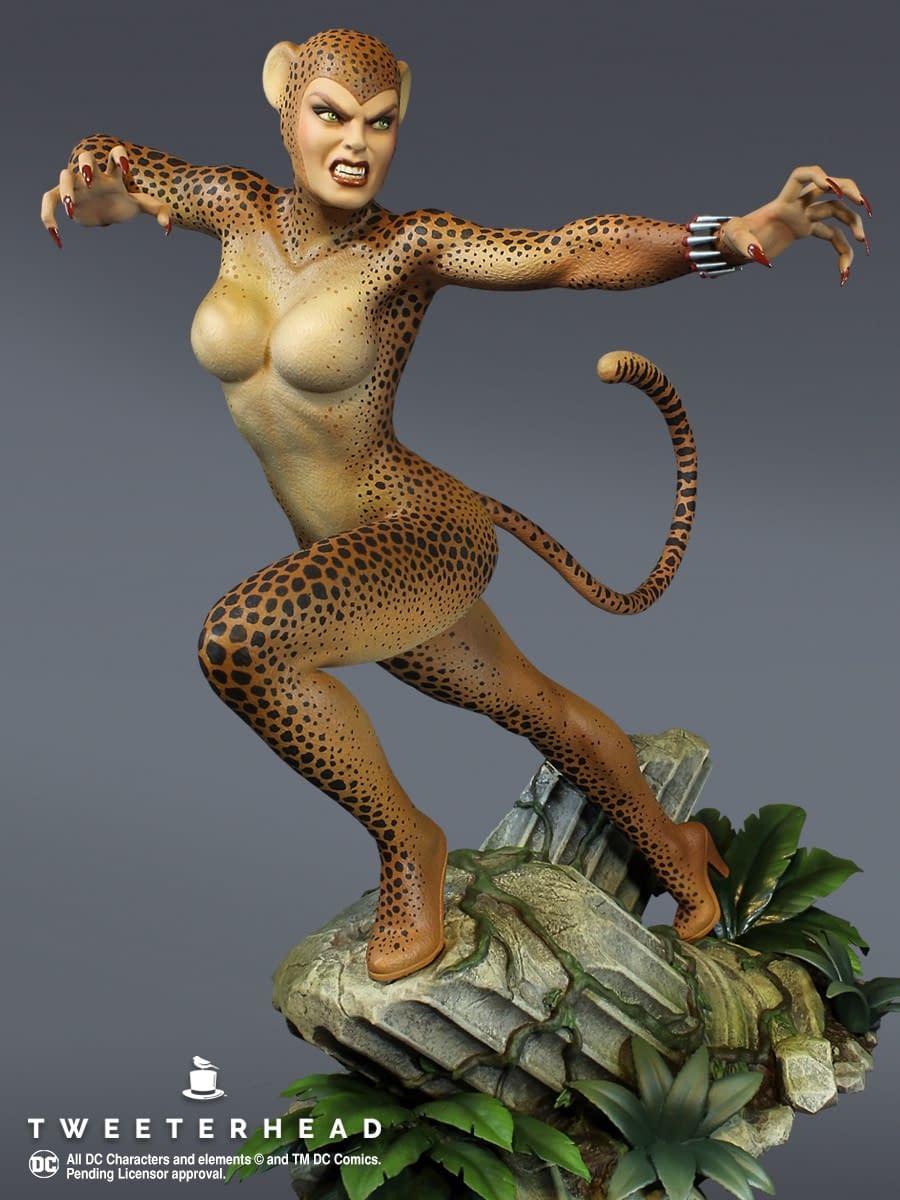 Cheetah Rumbles in the Jungle with Tweeterhead Statue