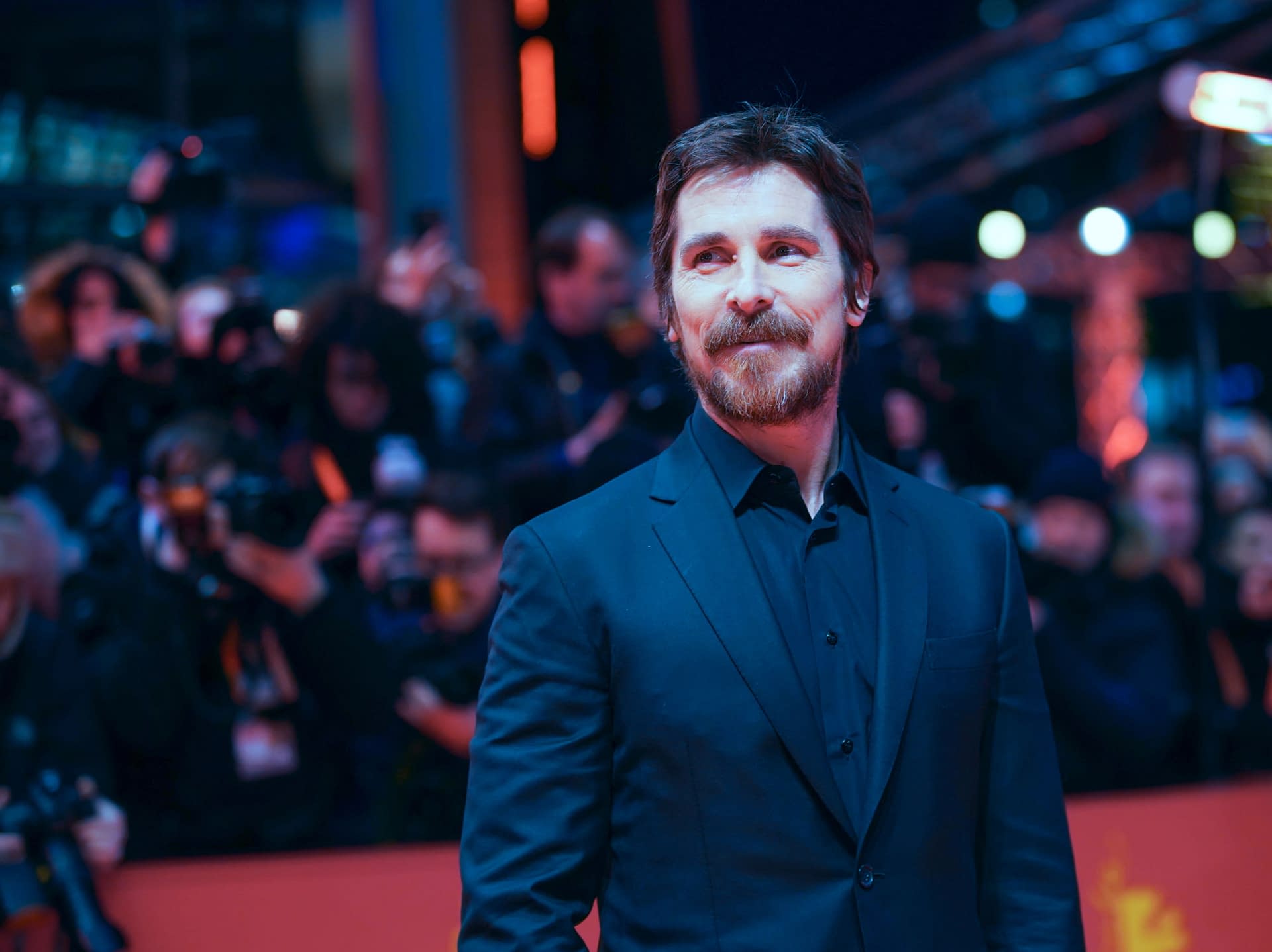 Christian Bale Says Robert Pattinson is a "Good Choice" For Batman