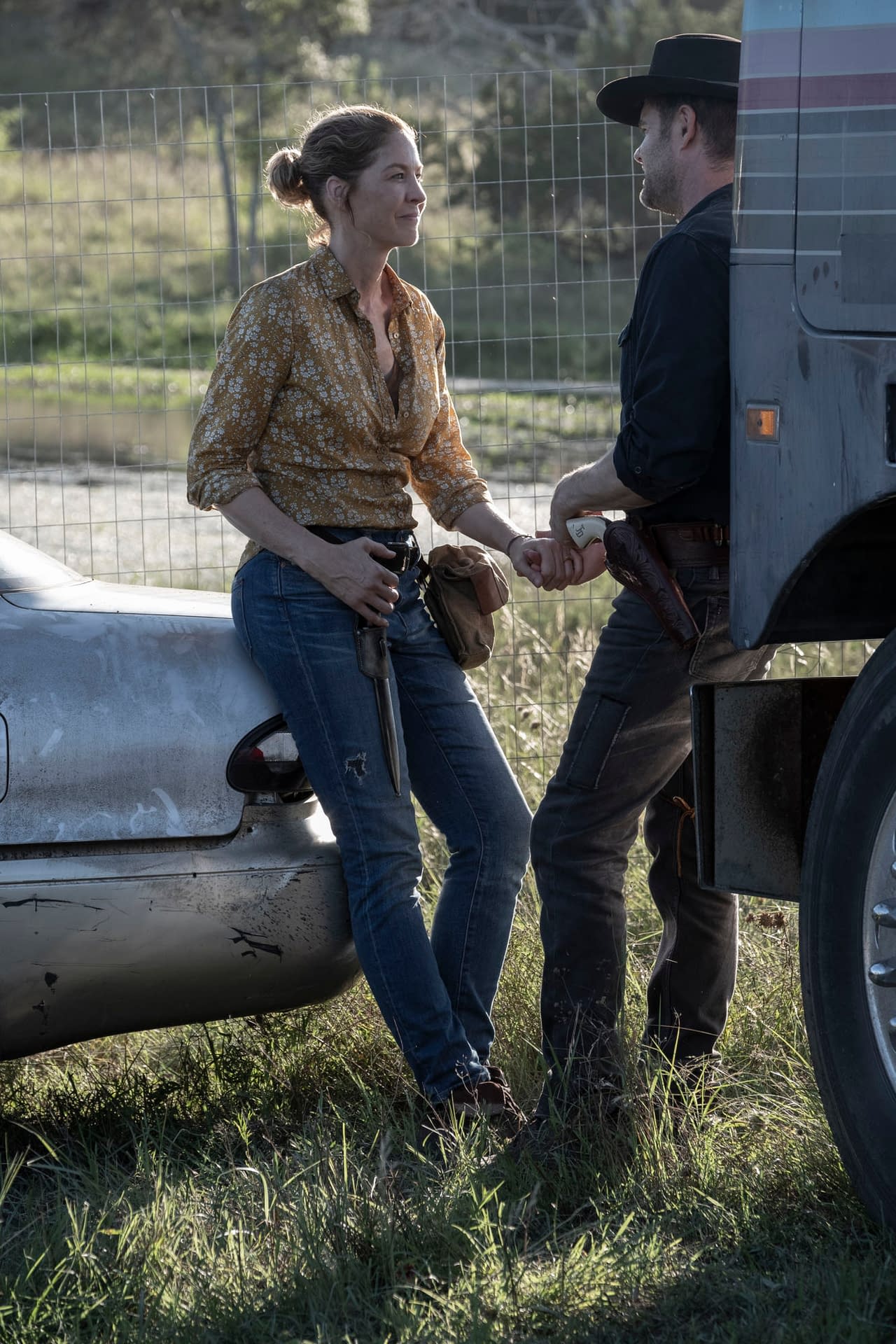 "Fear the Walking Dead" Season 5, Episode 15 "Channel 5": Will Ginny's Way Be Our Heroes' Only Way? [PREVIEW]