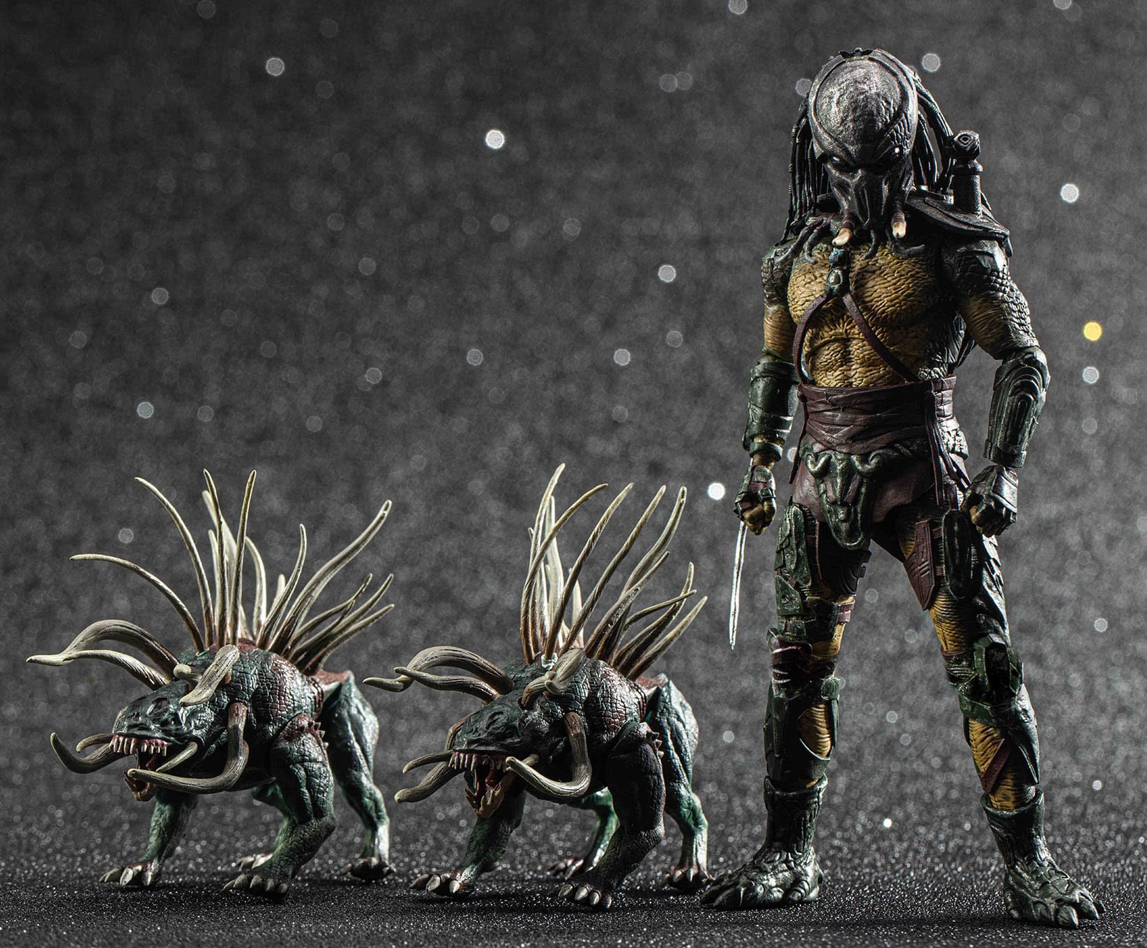 The Predators Are on the Hunt with New Figures from Hiya Toys