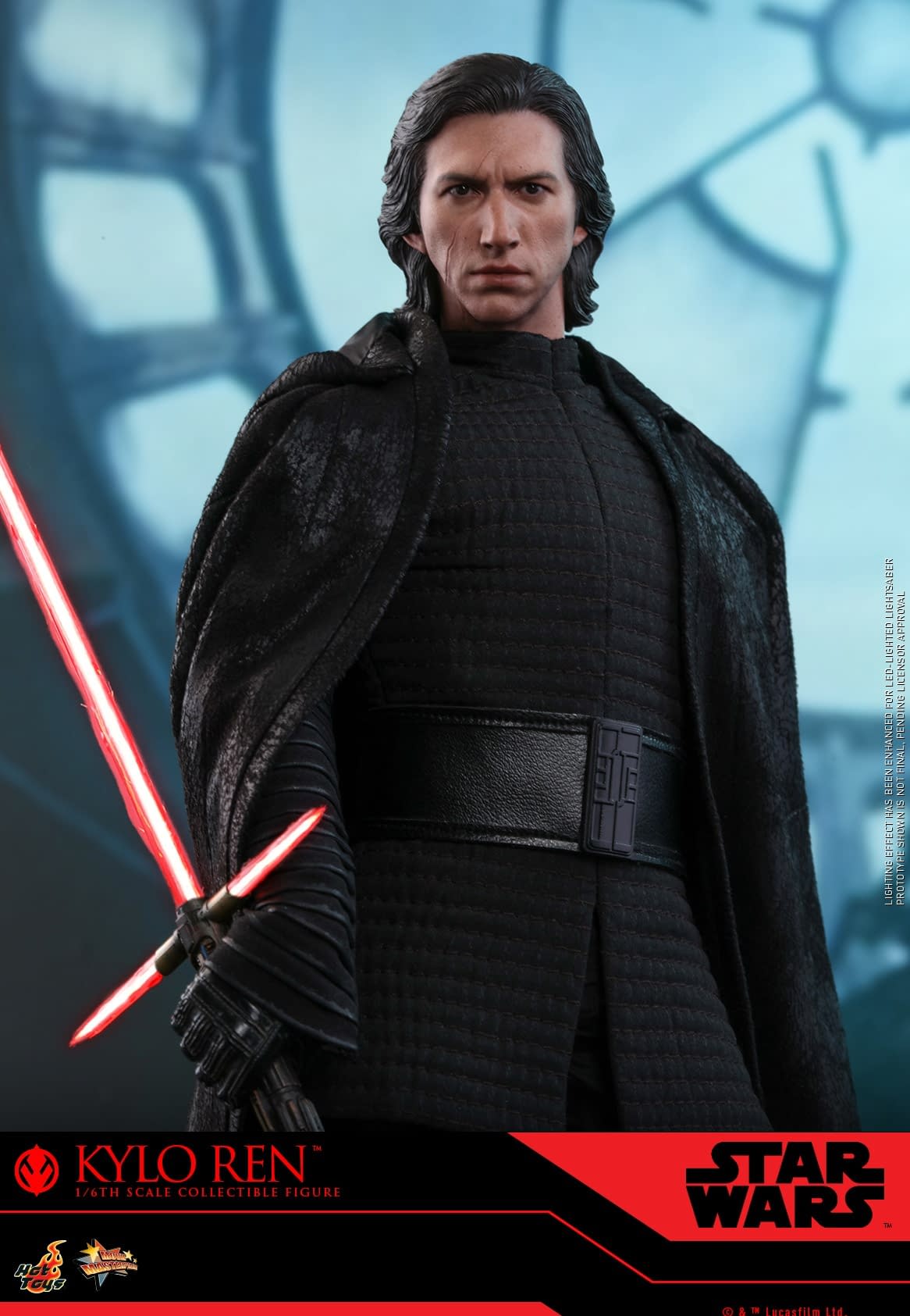 Kylo Ren Prepares for the Rise of Skywalker with Hot Toys