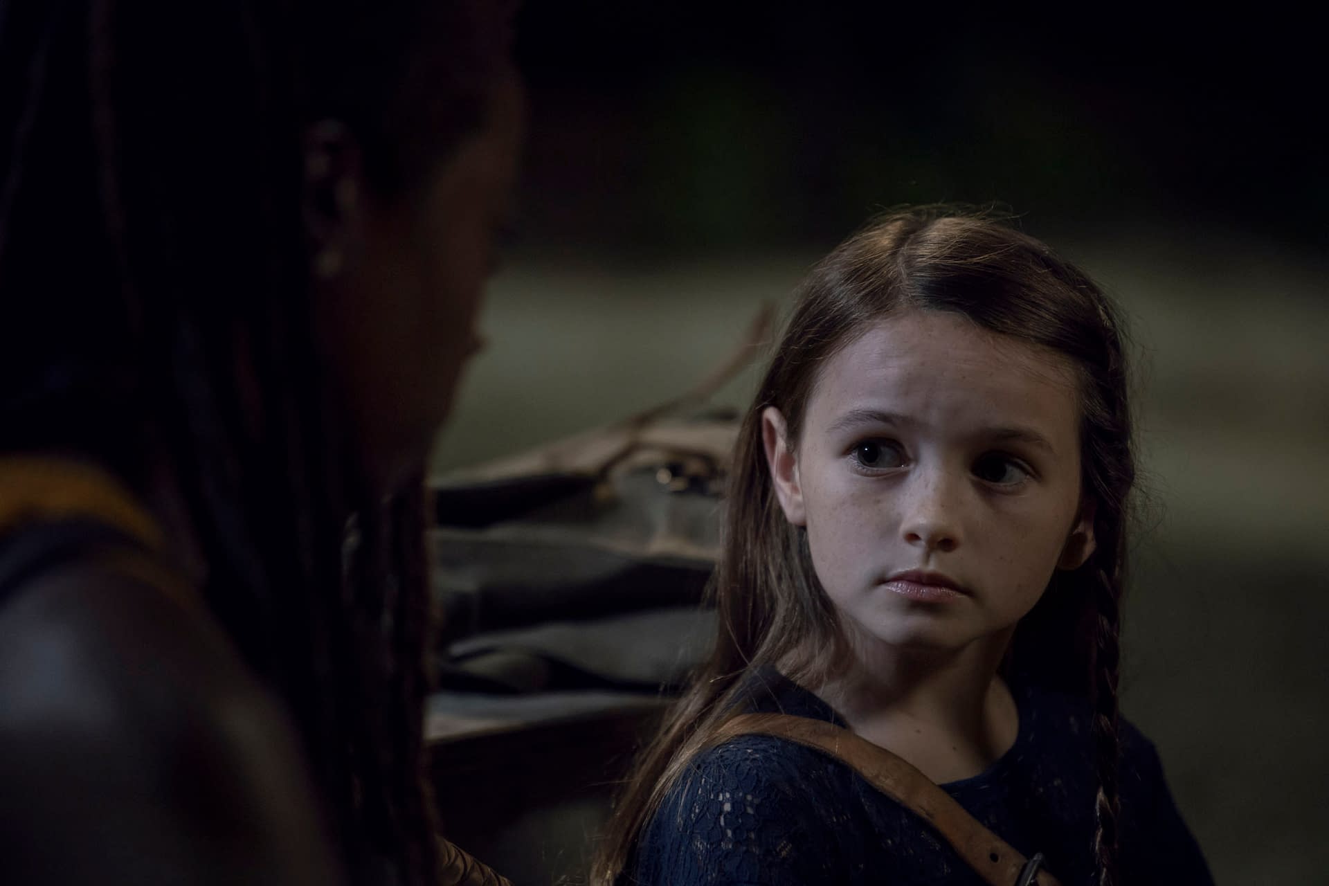 "The Walking Dead" Season 10 "The World Before": Paranoia, Common Sense &#038; World-Building Combine for Impactful Midseason Finale [SPOILER REVIEW]