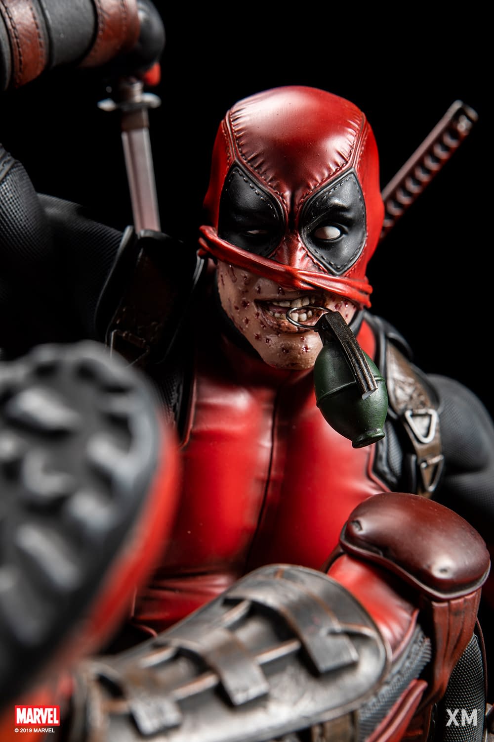 Deadpool Gets a Magically Hand-Crafted Statue from XM Studios