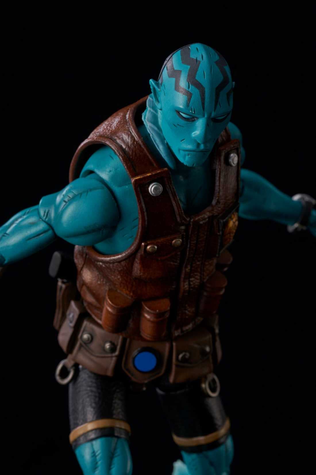 Hellboy and Abe Sapien Get PX Exclusive Figures From 1000toys