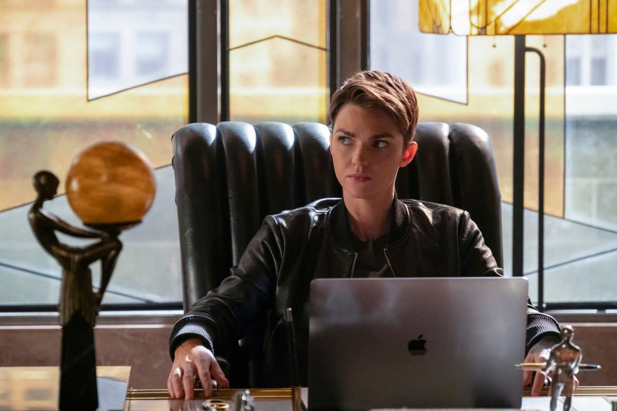 "Batwoman" Episode 10 "How Queer Everything Is Today!": At Midnight, Gotham's Secrets Aren't So Secret Anymore [PREVIEW]