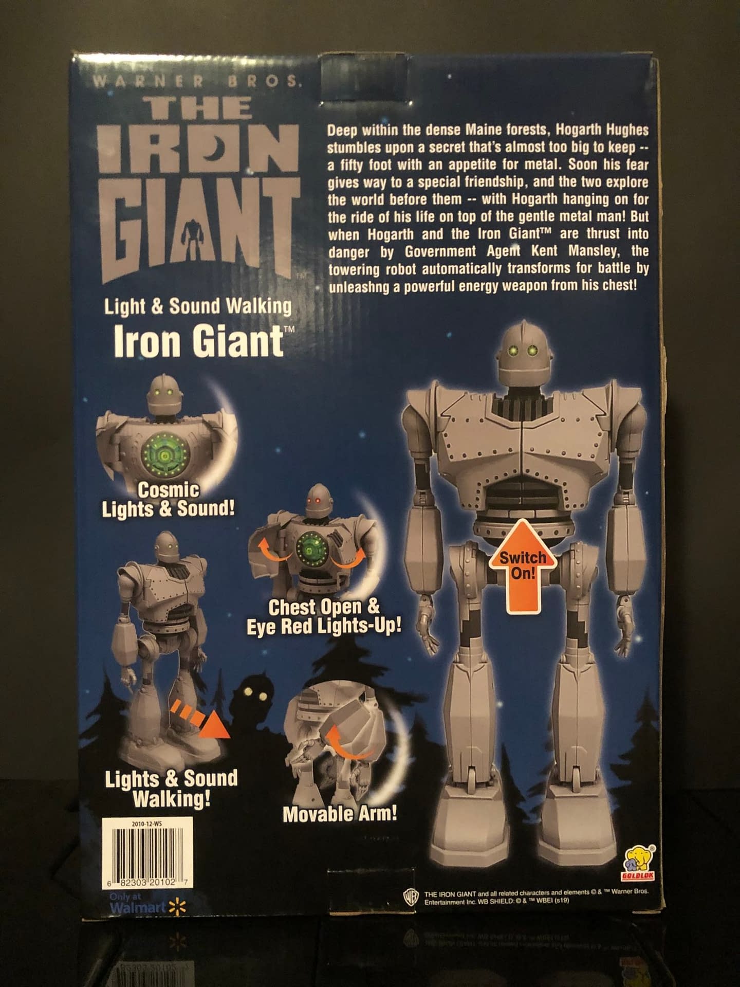 "The Iron Giant" Stands Tall With New Walmart Exclusive Goldlok Figure
