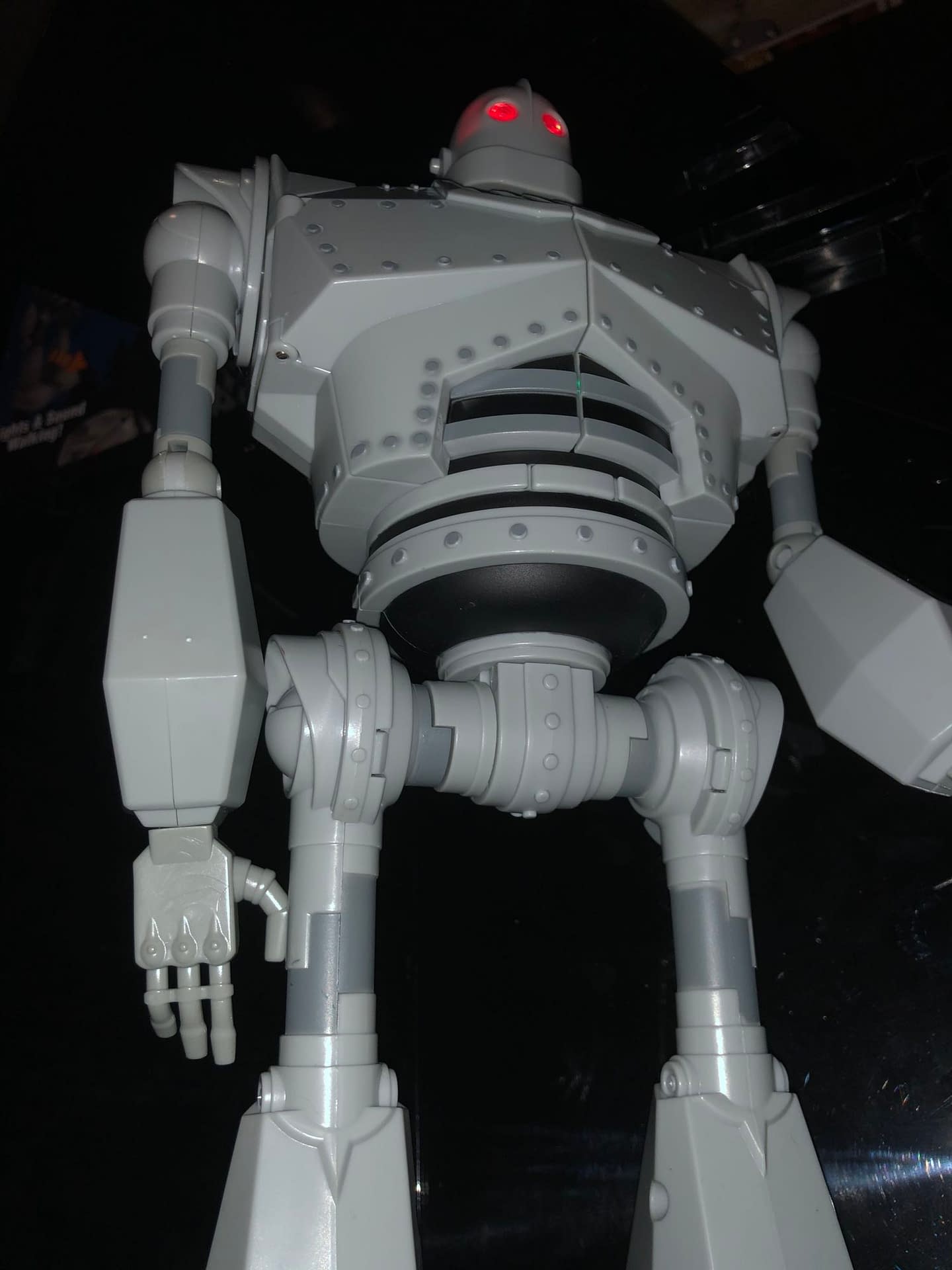 "The Iron Giant" Stands Tall With New Walmart Exclusive Goldlok Figure